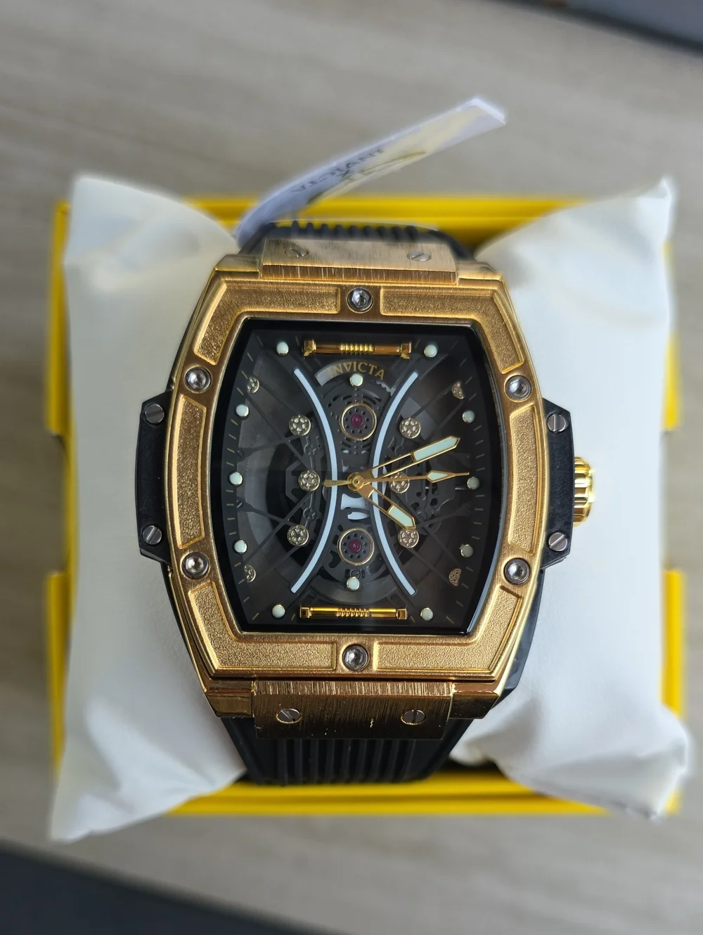 469. Invicta S1 Rally I (Model 69845) Black And Gold